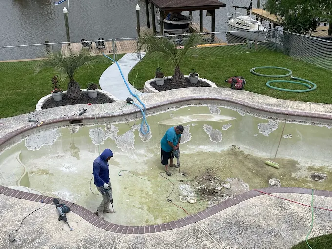 Pool remodeler near boston